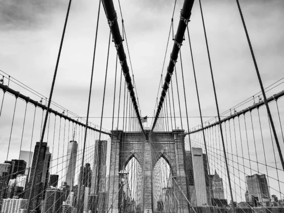 Canyon de Lumière – Manhattan Bridgee