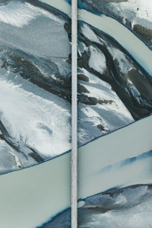 Ligne rectiligne et traversée glaciaire en Islande